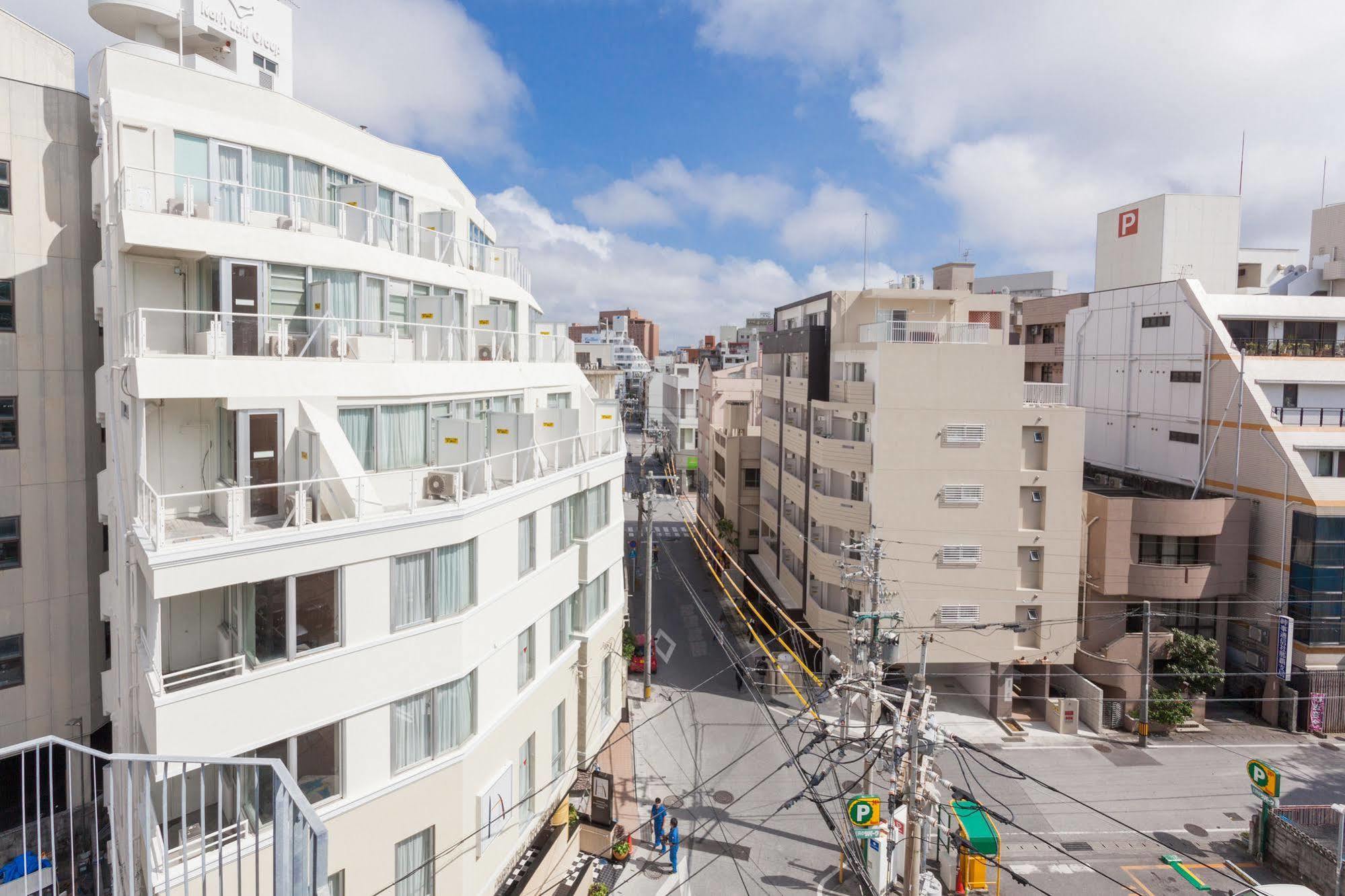 Kariyushi LCH. Premium Hotel Naha Esterno foto