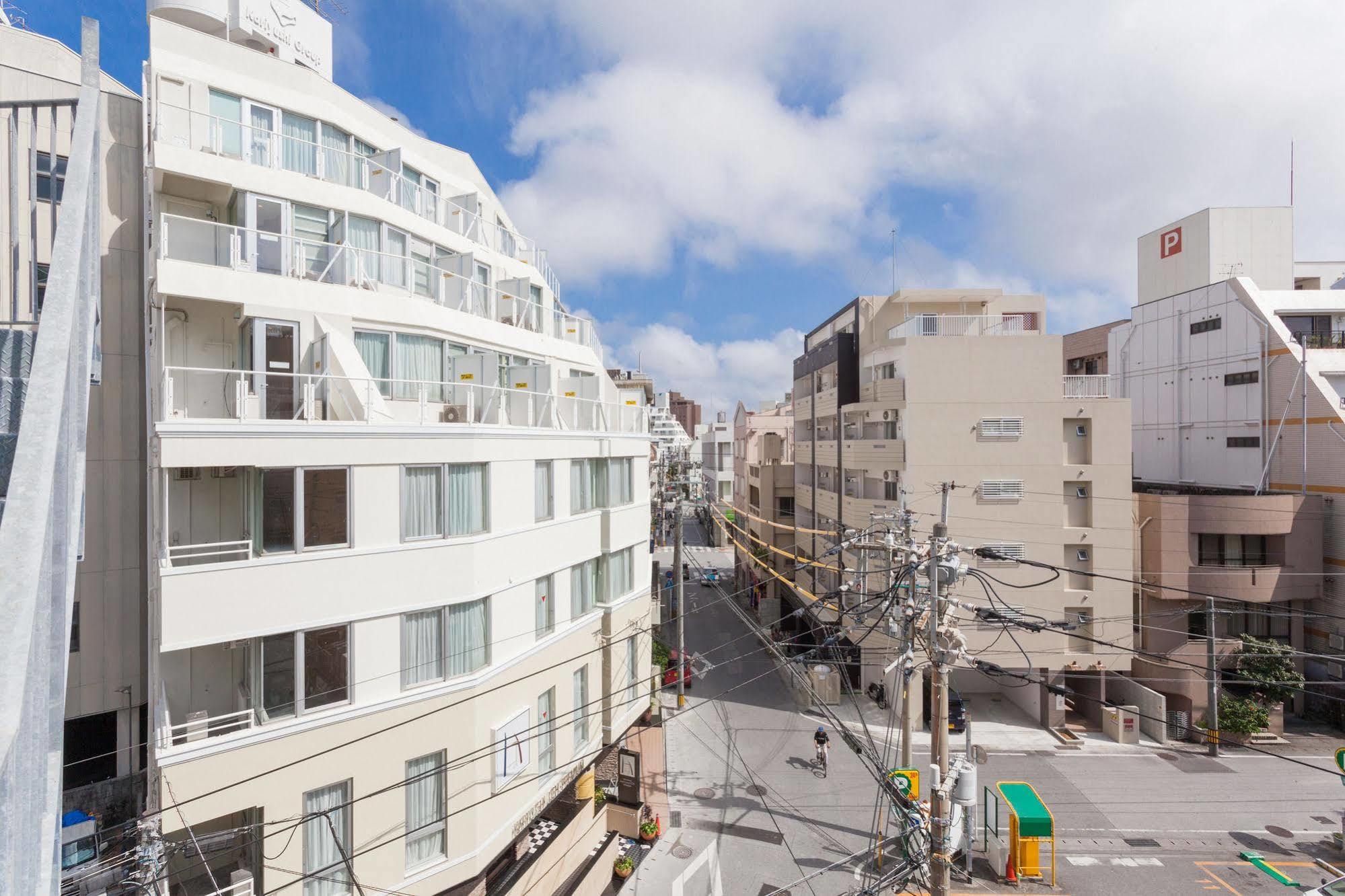 Kariyushi LCH. Premium Hotel Naha Esterno foto