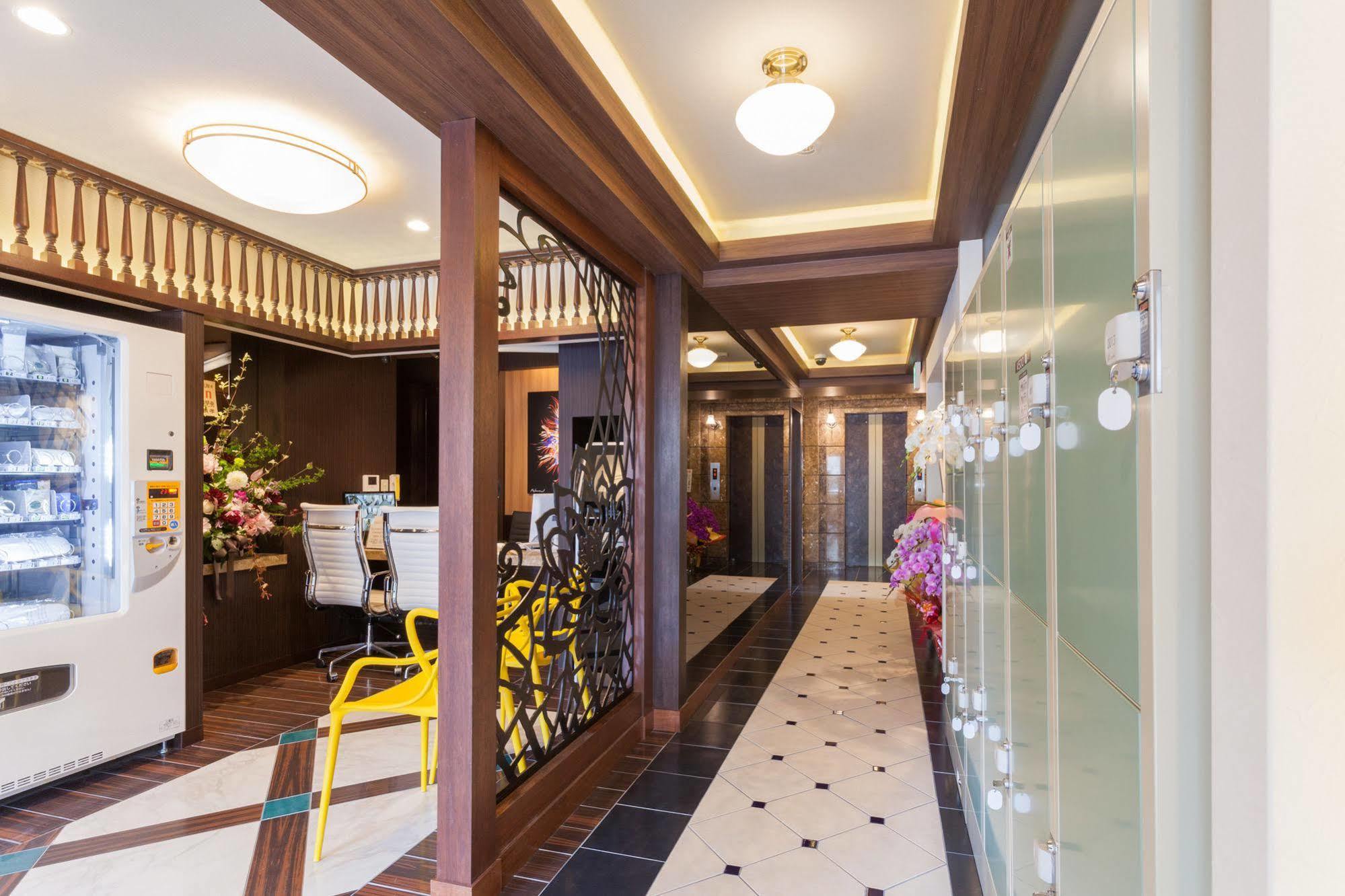 Kariyushi LCH. Premium Hotel Naha Esterno foto